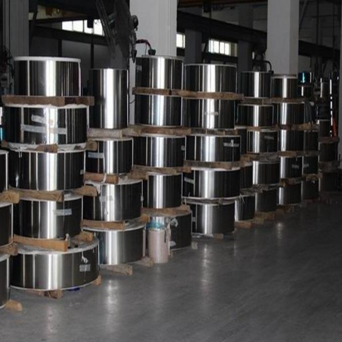 ASTM 316 স্টেইনলেস স্টিল কয়েল স্টক 0.3 মিমি পুরুত্ব আয়না পৃষ্ঠের সাথে 0